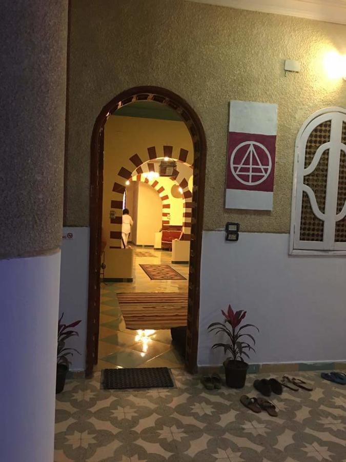 Hotel Luxor Light Retreat Exterior foto